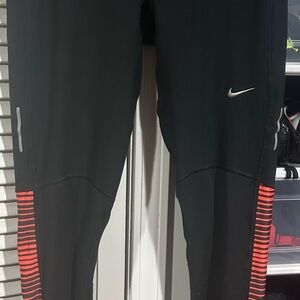 XL Nike Black Running tights with pink Accent Panels